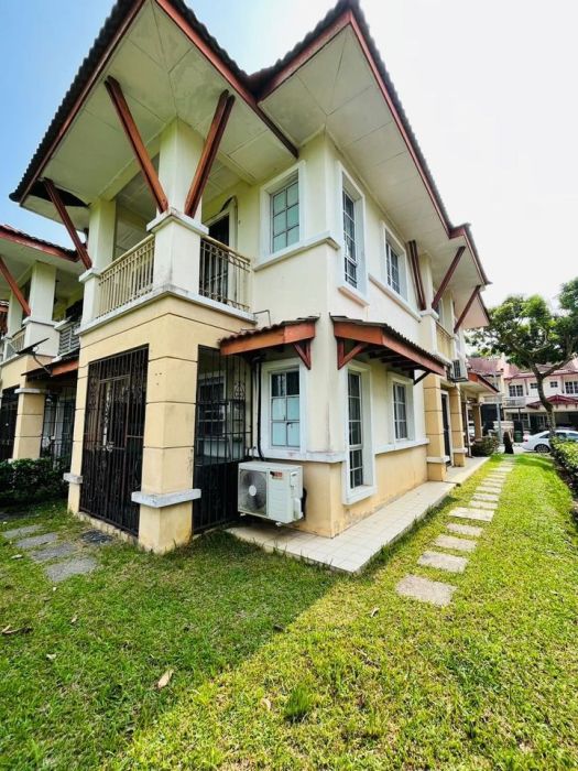 END LOT Double Storey Terrace Presint 9, Putrajaya