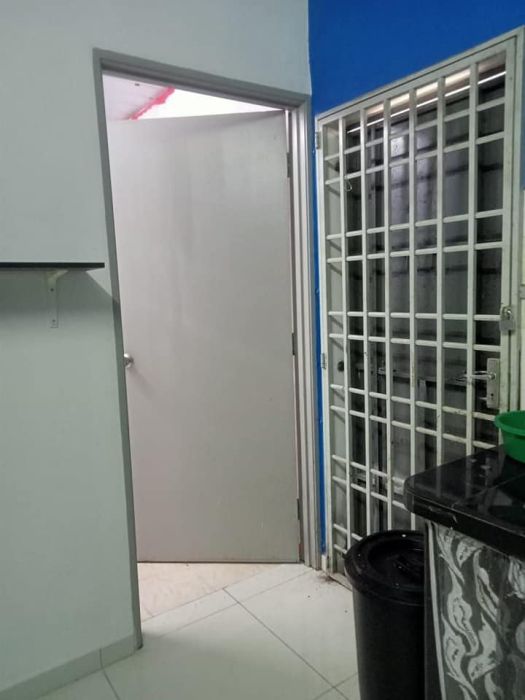 RUMAH TERES 2 TINGKAT, BANDAR AMANJAYA ZON ANGGERIK
