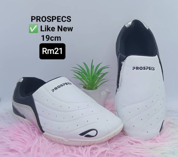 Kasut bundle budak
