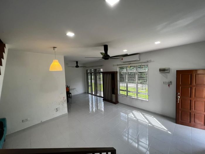 Rumah Teres 2 Tingkat, Peringat, Kota Bharu, Kelantan