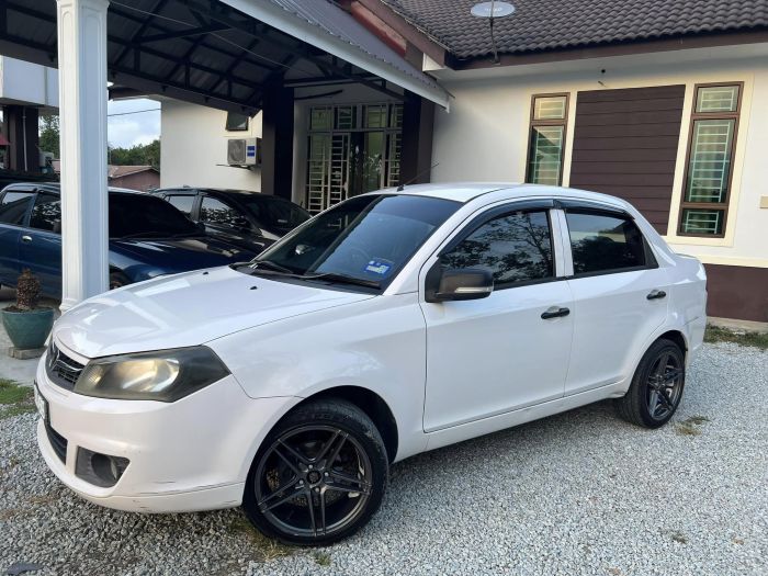 Proton Saga Flx CVT Auto 2012