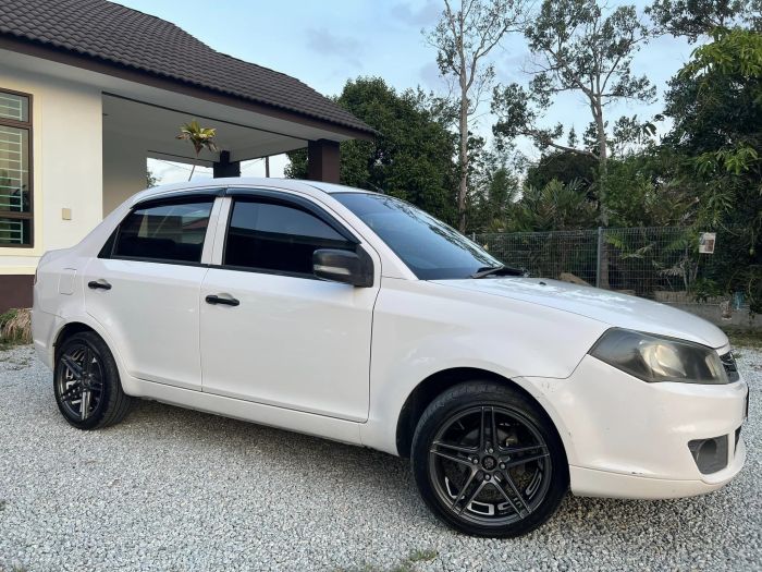 Proton Saga Flx CVT Auto 2012