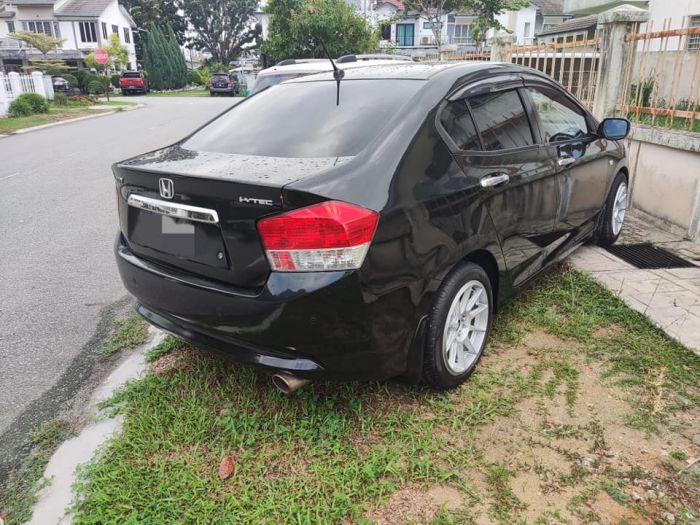 Honda city TMO 1.5 i-vtec 2010