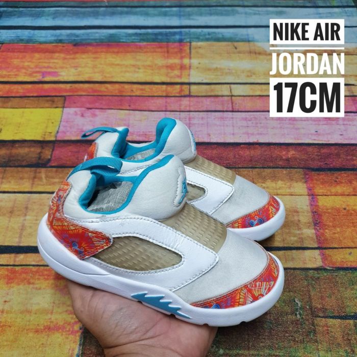 KASUT BUNDLE NIKE & AIR JORDAN KANAK-KANAK