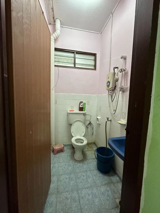 Rumah 2 tingkat Taman Bukit Kempas, Johor