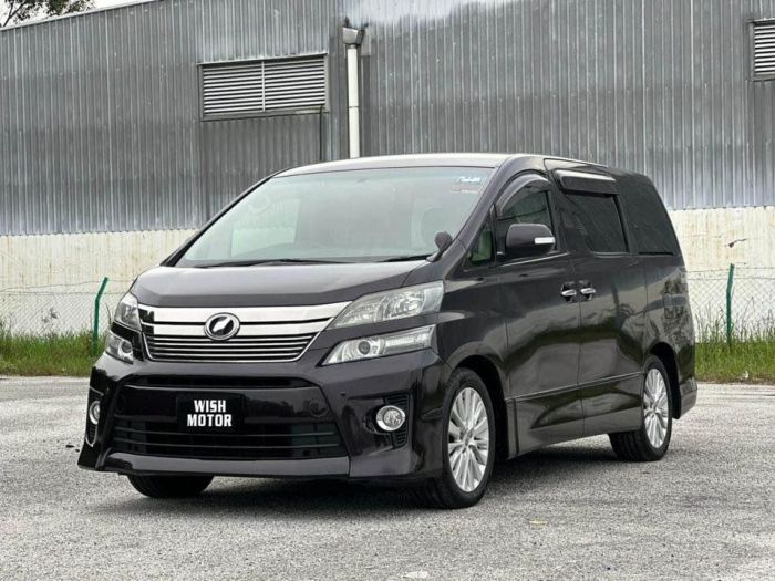 2013 Toyota vellfire 2.4 auto