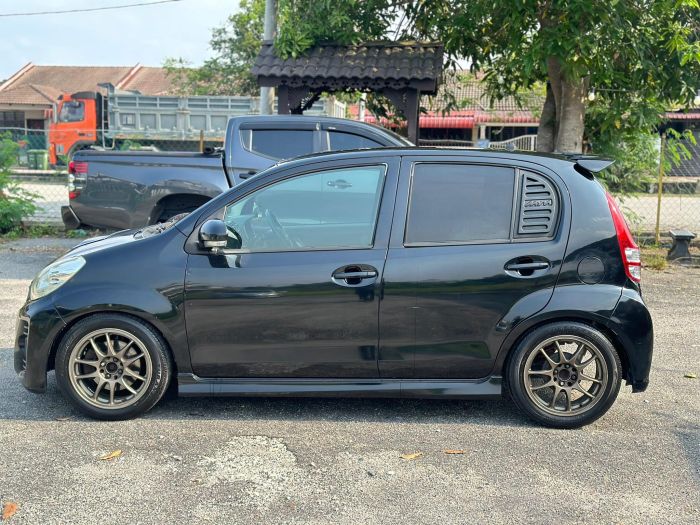 Myvi SE 1.5 auto Tahun 2011