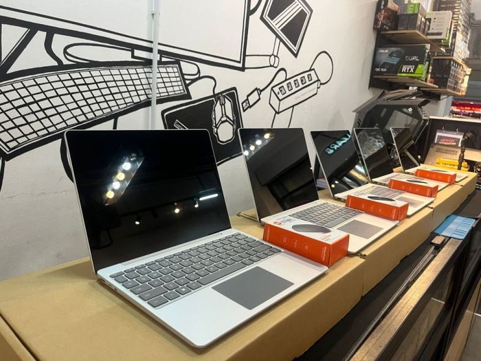 INTEL CORE I5-10TH 16/256GB SURFACE LAPTOP GO (touch screen)