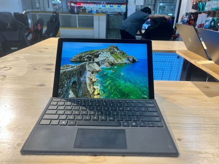 INTEL CORE I5-10TH 8/256GB SURFACE PRO 7 (BLACK)
