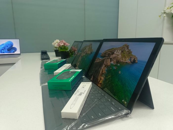 INTEL CORE I5-10TH 8/256GB SURFACE PRO 7 (BLACK)