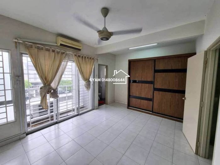 Teres 2 Tingkat Alam Suria Puncak Alam