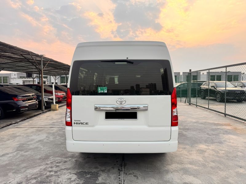 2025 PRE REG Toyota HIACE 2.8 AT SL WINDOW VAN
