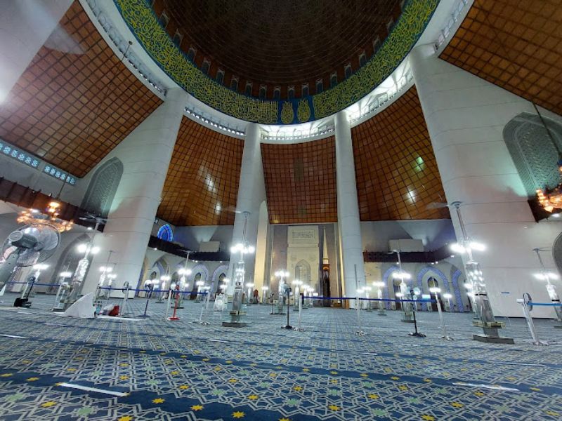 Masjid Sultan Salahuddin Abdul Aziz Shah